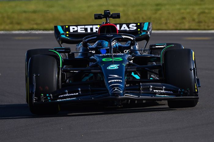 George Russell, Mercedes W14