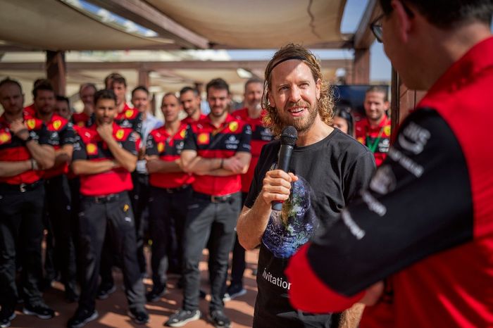 Sebastian Vettel, Aston Martin, Mattia Binotto, director de Ferrari