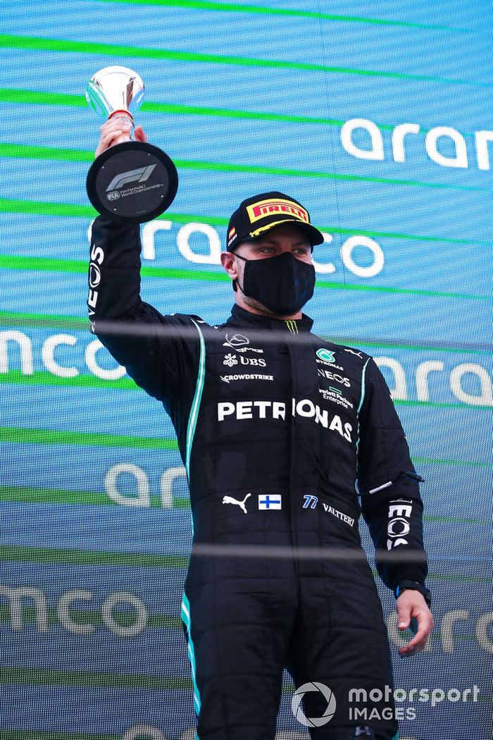 Podio: tercer lugar Valtteri Bottas, Mercedes