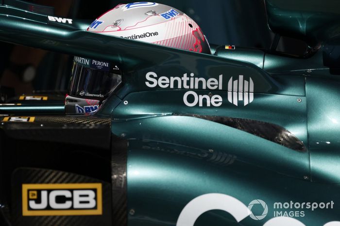 Sebastian Vettel, Aston Martin AMR21