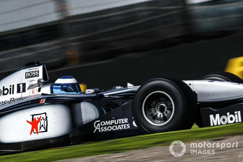 Mika Hakkinen, McLaren MP4-13 Leyendas F1 30 aniversario