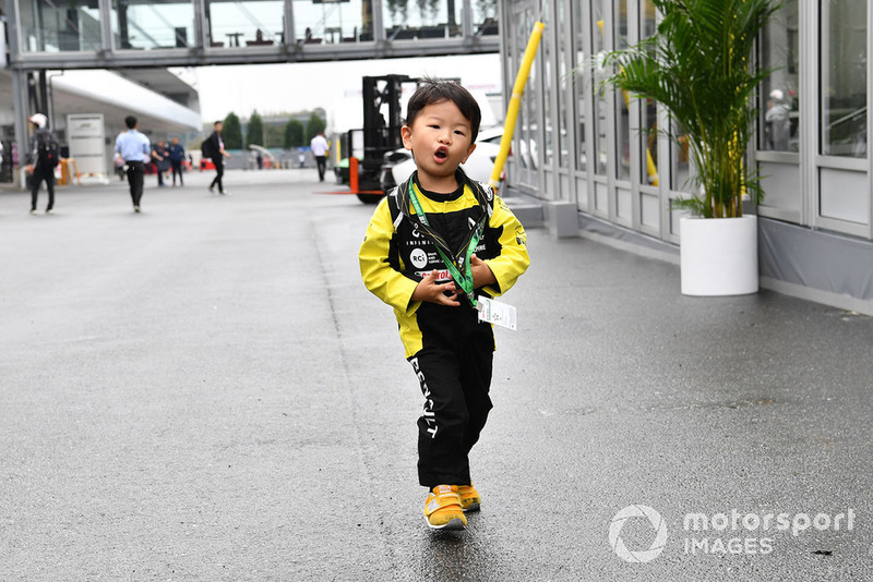 Un jeune fan de Renault