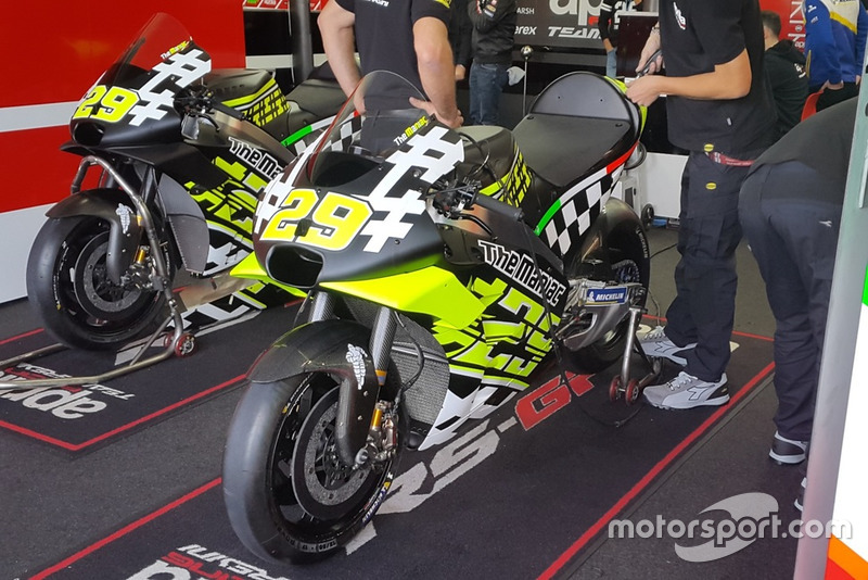Bike of Andrea Iannone, Aprilia Racing Team Gresini