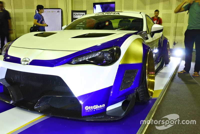 Scion FR-S, Kiki Anugraha