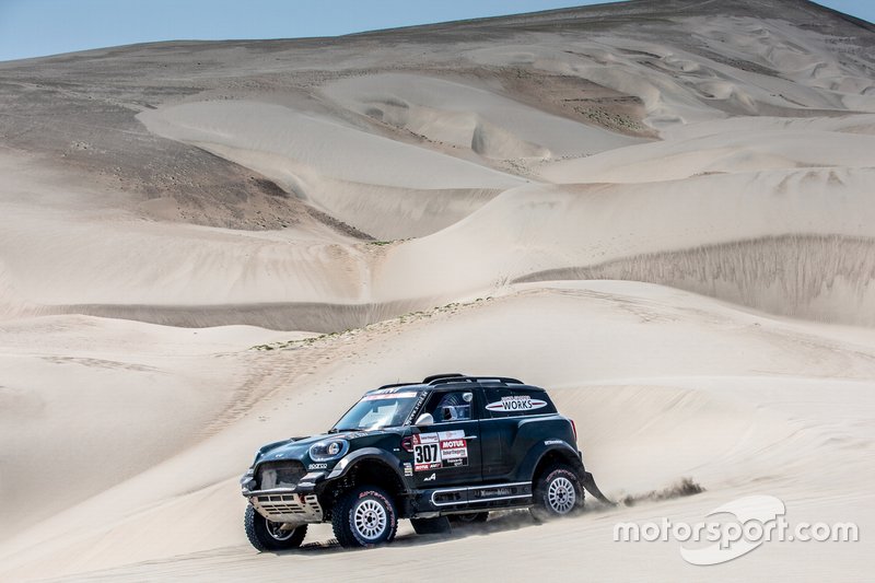 #307 X-Raid Team: Nani Roma, Alex Haro Bravo