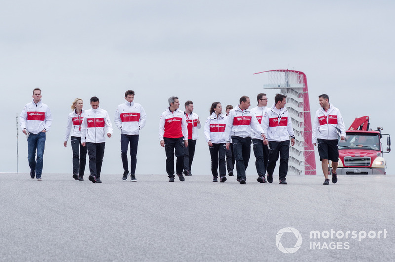 Charles Leclerc, Alfa Romeo Sauber F1 Team ispeziona il circuito
