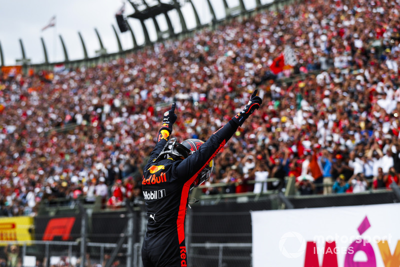 Pemenang balapan, Max Verstappen, Red Bull Racing