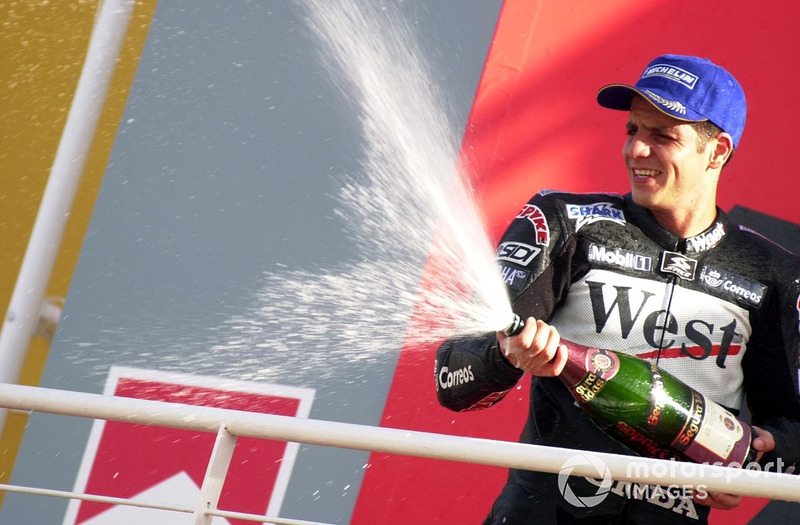 Podium: Pemenang balapan, Alex Barros, Honda