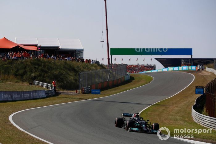 Lewis Hamilton, Mercedes W12