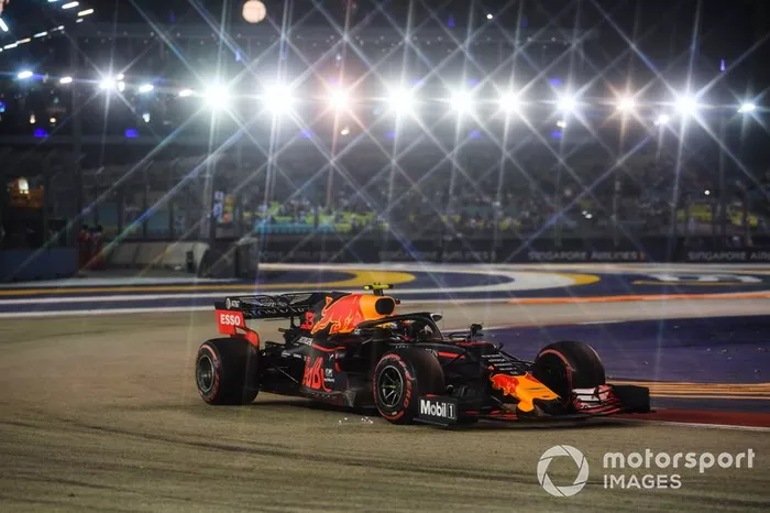 6: Alexander Albon, Red Bull Racing RB15, 1:37.411