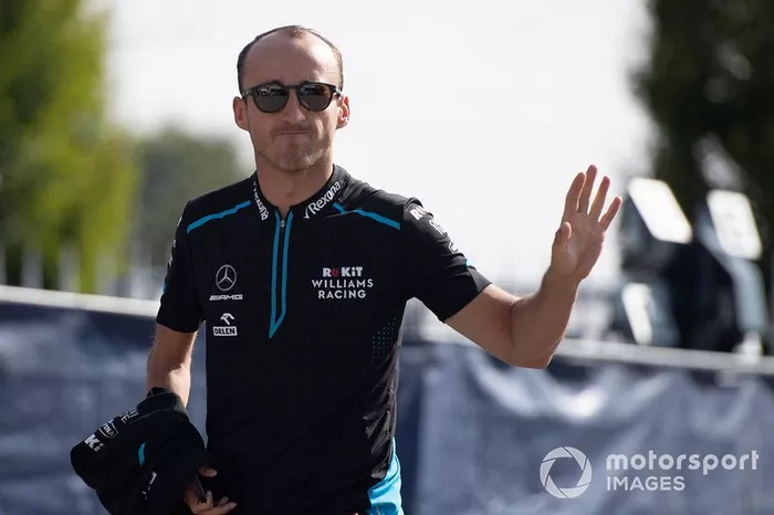 20 - Robert Kubica: 1'41.186