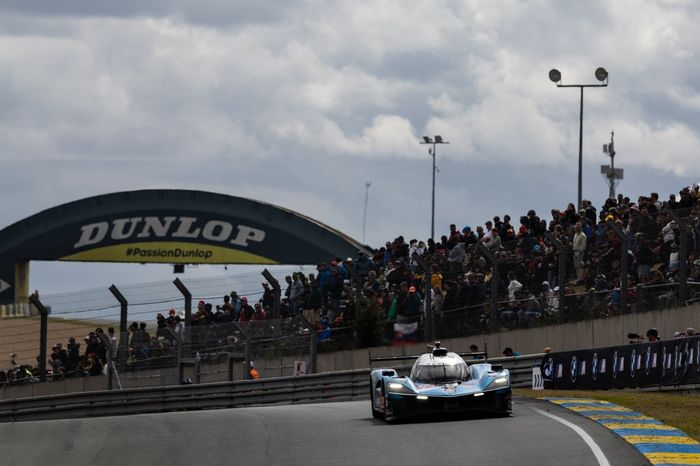  #35 Alpine Endurance Team Alpine A424: Paul-Loup Chatin, Ferdinand Habsburg-Lothringen, Charles Milesi
