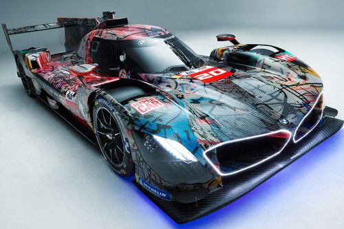 BMW M Hybrid V8 Art Car