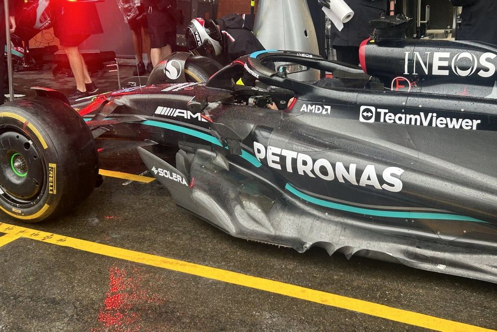 Mercedes with the new vortex generators on top of their sidepods that they  tested during the in-season tests last week : r/formula1