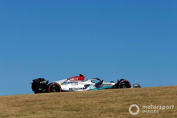 Lewis Hamilton, Mercedes W13 