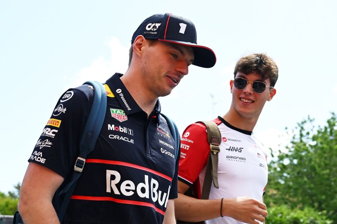 Max Verstappen, Red Bull Racing, Oliver Bearman, Haas F1 Team