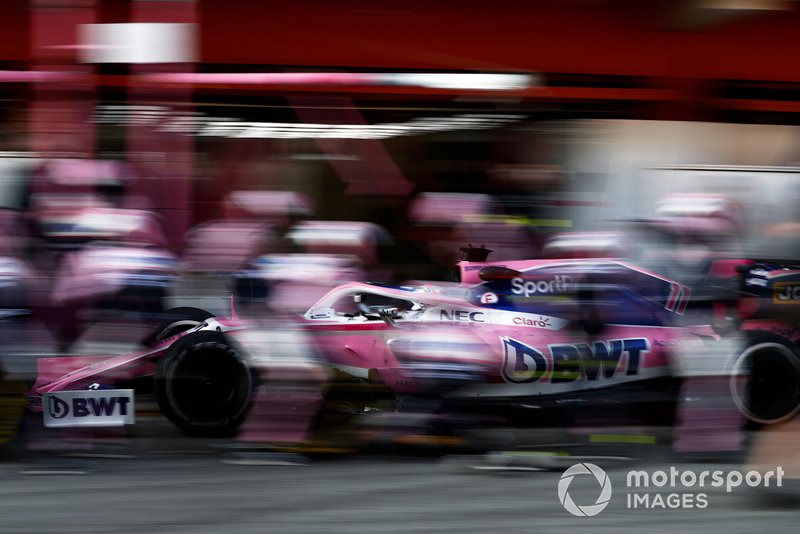 Sergio Perez, Racing Point F1 Team RP19, pit stop