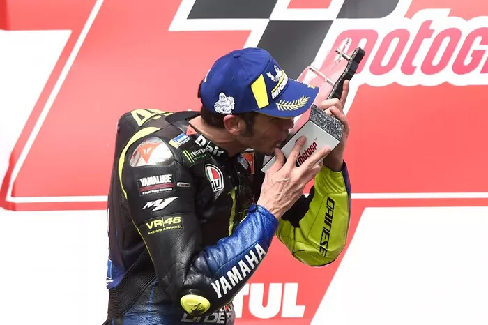 Valentino Rossi, Yamaha Factory Racing