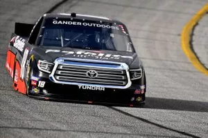Harrison Burton, Kyle Busch Motorsports, Toyota Tundra Safelite AutoGlass