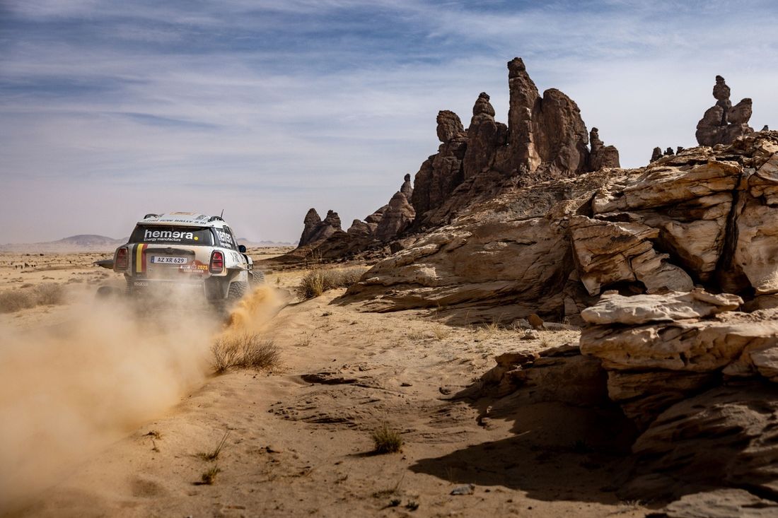 #222 X-Raid Mini JCW Team Mini: Guillaume De Mevius, Mathieu Baumel