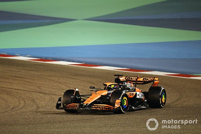 Oscar Piastri, McLaren MCL38 