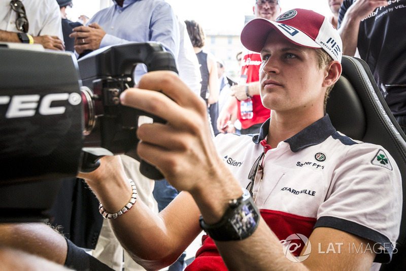 Marcus Ericsson, Sauber on the simulator
