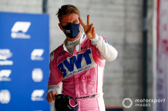 Tercer puesto Nico Hulkenberg, Racing Point celebra en Parc Ferme 