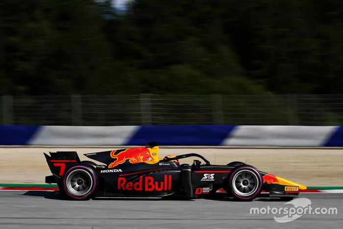 Yuki Tsunoda,  Carlin