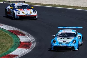 Gara 2 della Porsche CCI a Vallelunga