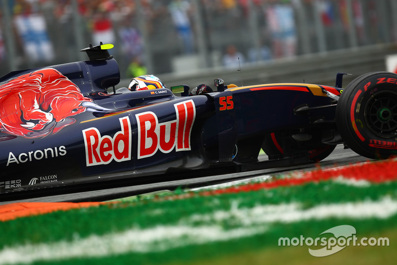 Carlos Sainz Jr., Scuderia Toro Rosso STR11