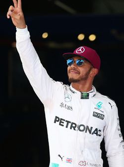 Pole voor Lewis Hamilton, Mercedes Petronas AMG F1