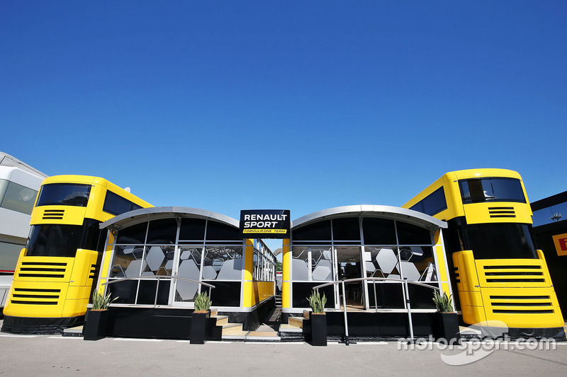 Renault Sport F1 Team-Motorhome