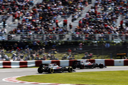 Jenson Button, McLaren MP4-31, Fernando Alonso, McLaren MP4-31