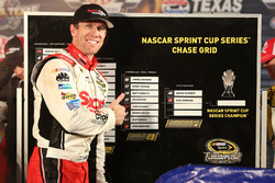 Race winner Carl Edwards, Joe Gibbs Racing Toyota