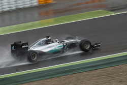 Nico Rosberg, Mercedes F1 Team teste les pneus Pirelli 2017