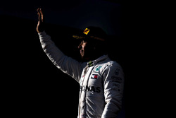 Podio: segundo lugar Lewis Hamilton, Mercedes-AMG F1