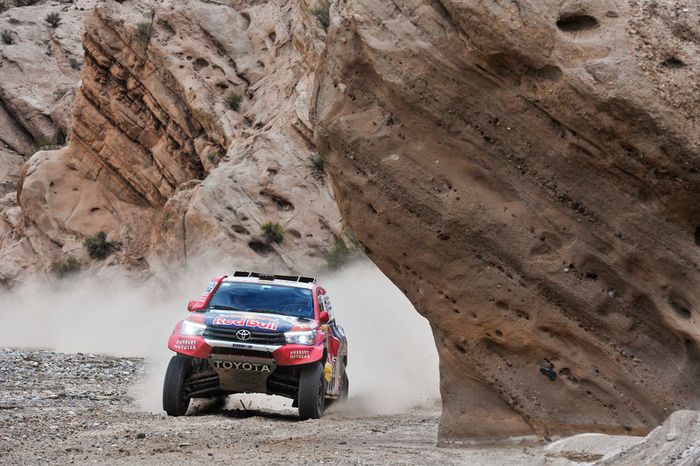 #301 Toyota Gazoo Racing Toyota Hilux: Nasser Al-Attiyah, Mathieu Baumel