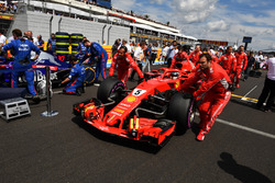 Sebastian Vettel, Ferrari SF71H on the grid