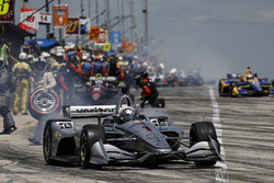 Josef Newgarden, Team Penske Chevrolet, pit stop