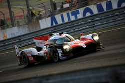 #7 Toyota Gazoo Racing Toyota TS050: Майк Конвей, Камуї Кобаяші, Хосе Марія Лопес