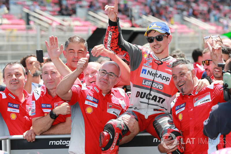 Pole position for Jorge Lorenzo, Ducati Team