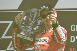 Podium: race winner Jorge Lorenzo, Ducati Team