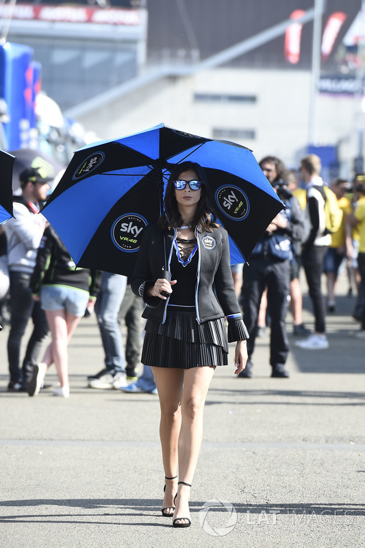 Grid girl