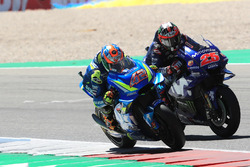 Renn-Action: Alex Rins, Team Suzuki MotoGP, Maverick Viñales, Yamaha Factory Racing