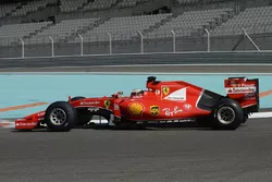Kimi Raikkonen, Ferrari con las nuevas Pirelli 2017