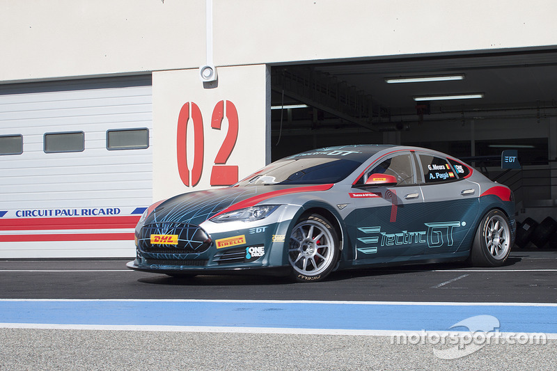 Tesla Model S P85 testing