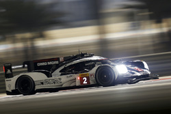 #2 Porsche Team Porsche 919 Hybrid: Romain Dumas, Neel Jani, Marc Lieb
