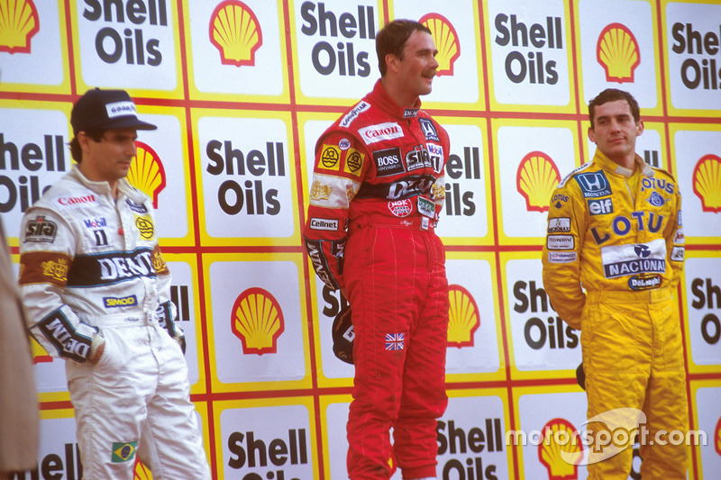 Podium: racewinnaar Nigel Mansell, Williams, tweede plaats Nelson Piquet, Williams, derde plaats Ayr