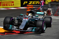 Льюис Хэмилтон, Mercedes AMG F1 W08