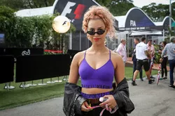 Raye, Singer